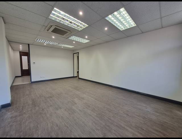 162M² OFFICE TO LET IN SANDTON CENTRAL